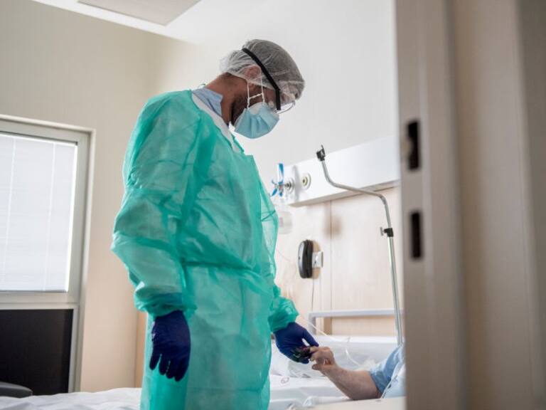 Cerca de 11 mil casos activos: Minsal confirmó 22 muertes y 2.205 contagios de covid-19