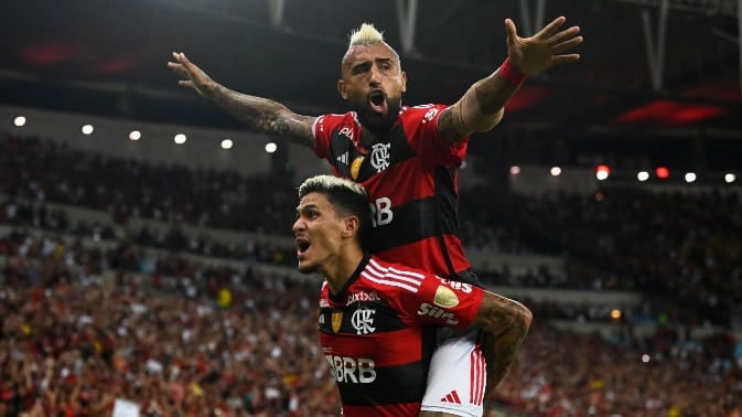 Sampaoli debuta como DT de Flamengo con sólido triunfo sobre Ñublense por Copa Libertadores: Arturo Vidal fue titular