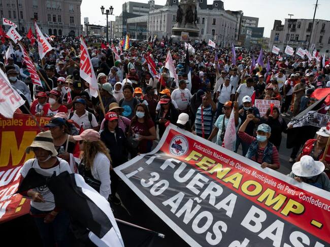 Masiva «Marcha de los Cuatro Suyos» en Lima