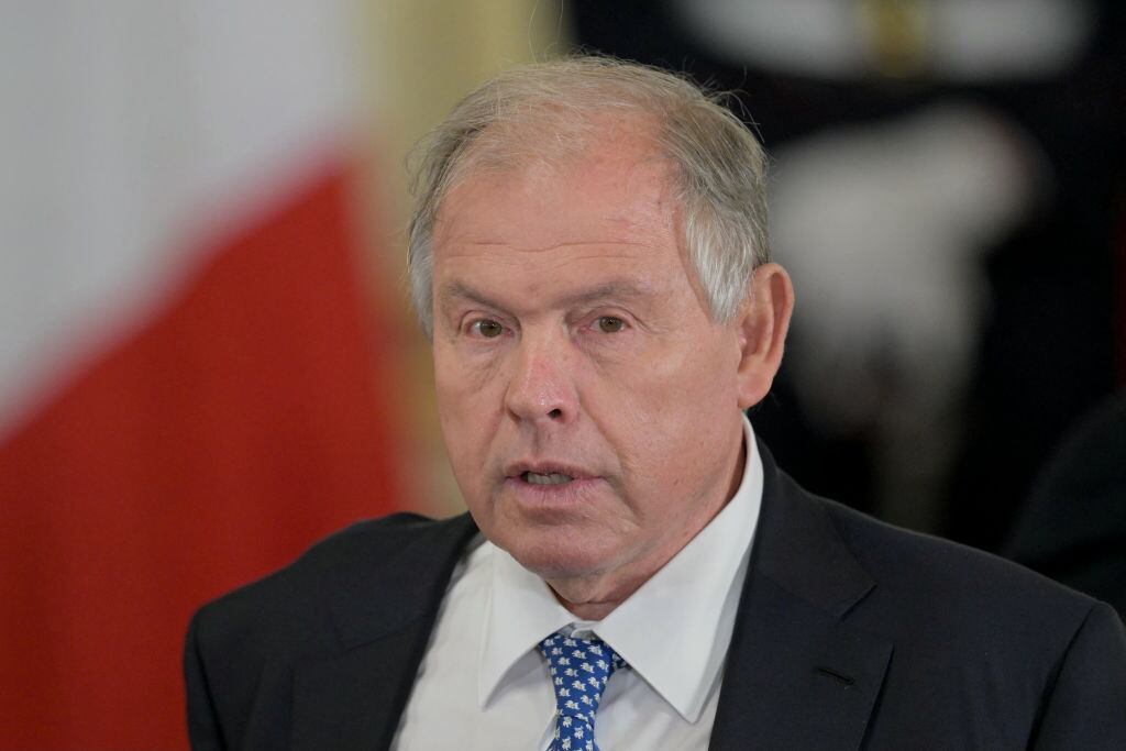 El ministro de relaciones exteriores de Argentina, Gerardo Werthein, llegando a la Casa Rosada en Buenos Aires