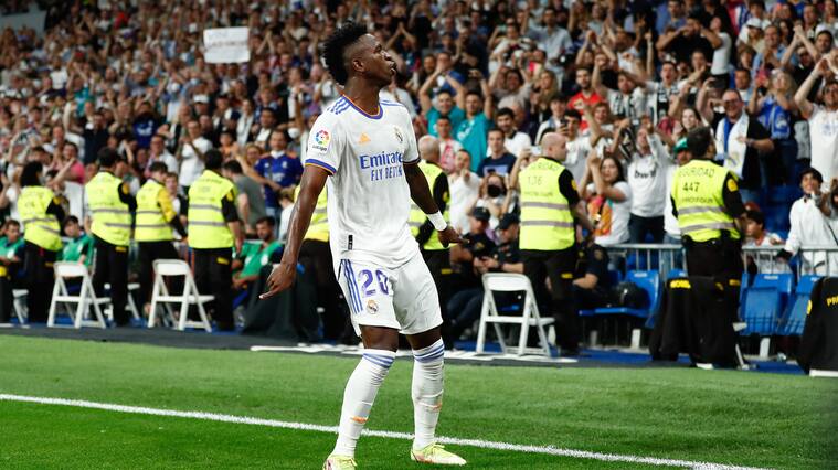 Real Madrid golea al Levante y envía un aviso al Liverpool