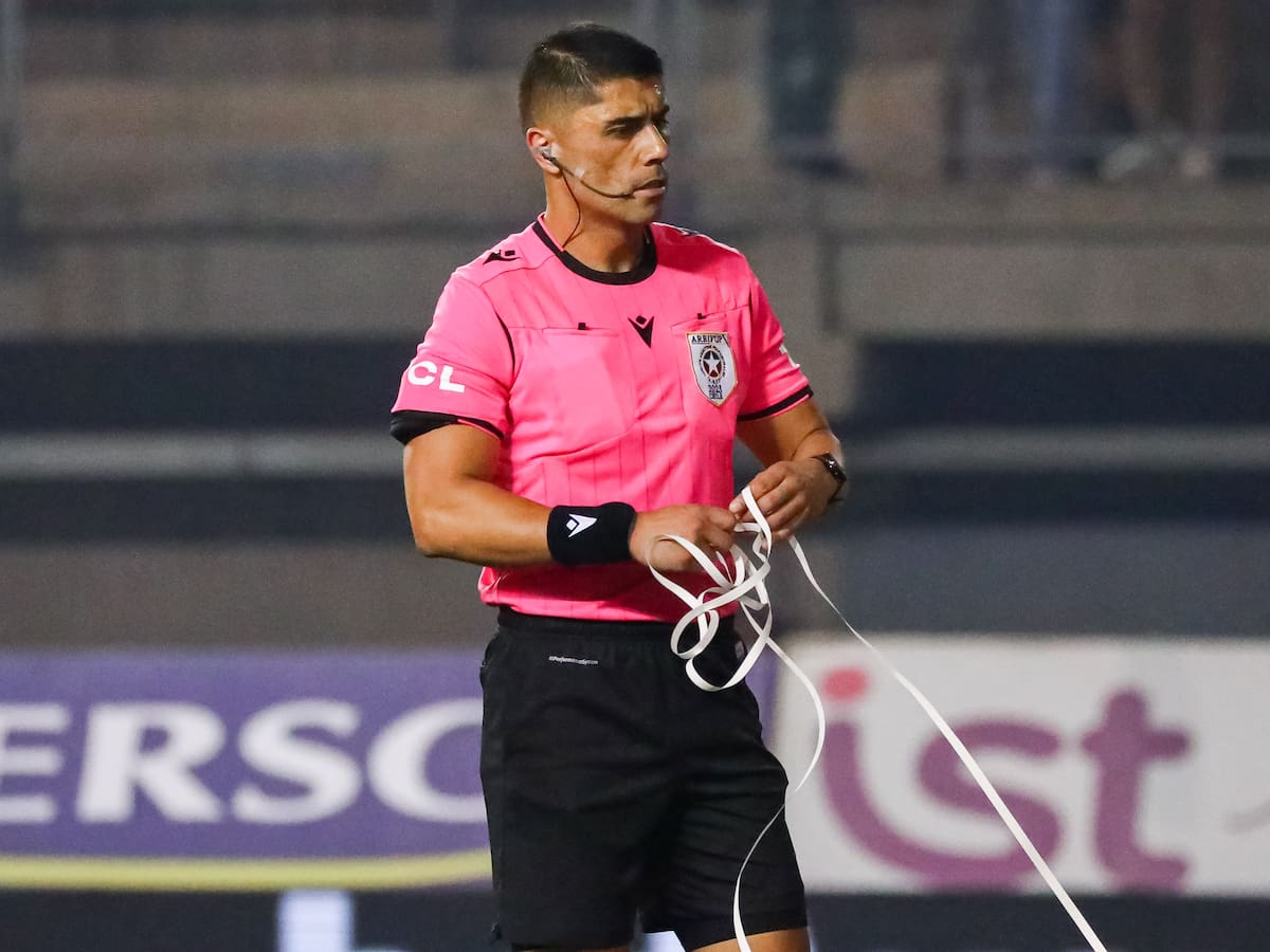 Árbitro admite insólito error reglamentario en la Copa Chile: “No advertimos la anomalía en el momento”