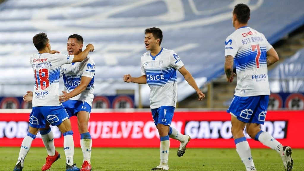 22 de Noviembre del 2020/SANTIAGOJuan Fuentes(c) anota y celebra su primer gol y el 4 a 2 de Universidad Católica ,durante el partido valido por la Vigésima fecha del Campeonato Nacional AFP PlanVital 2020, entre Universidad Católica vs Deportes Antofagasta, disputado en el Estadio San Carlos de Apoquindo.
FOTO:FRANCISCO LONGA/AGENCIAUNO