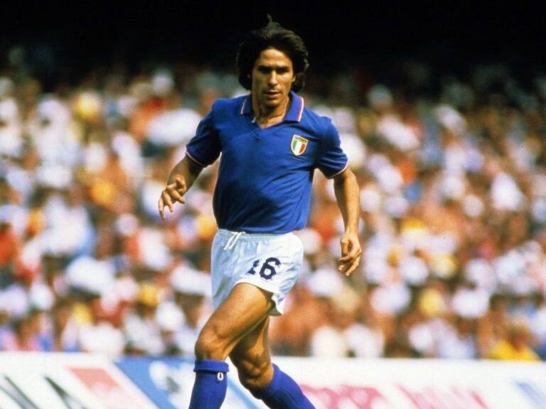 Bruno Conti participa en votación para cambiar el escudo de Audax Italiano