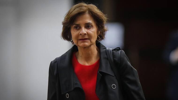 15 de abril del 2020/SANTIAGOLa subsecretaria de Salud, Paula Daza, Llega al Palacio de La Moneda, para participar del comité de emergencia covid 19, que encabeza el presidente de la Republica.
FOTO: SEBASTIAN BELTRAN GAETE/AGENCIAUNO