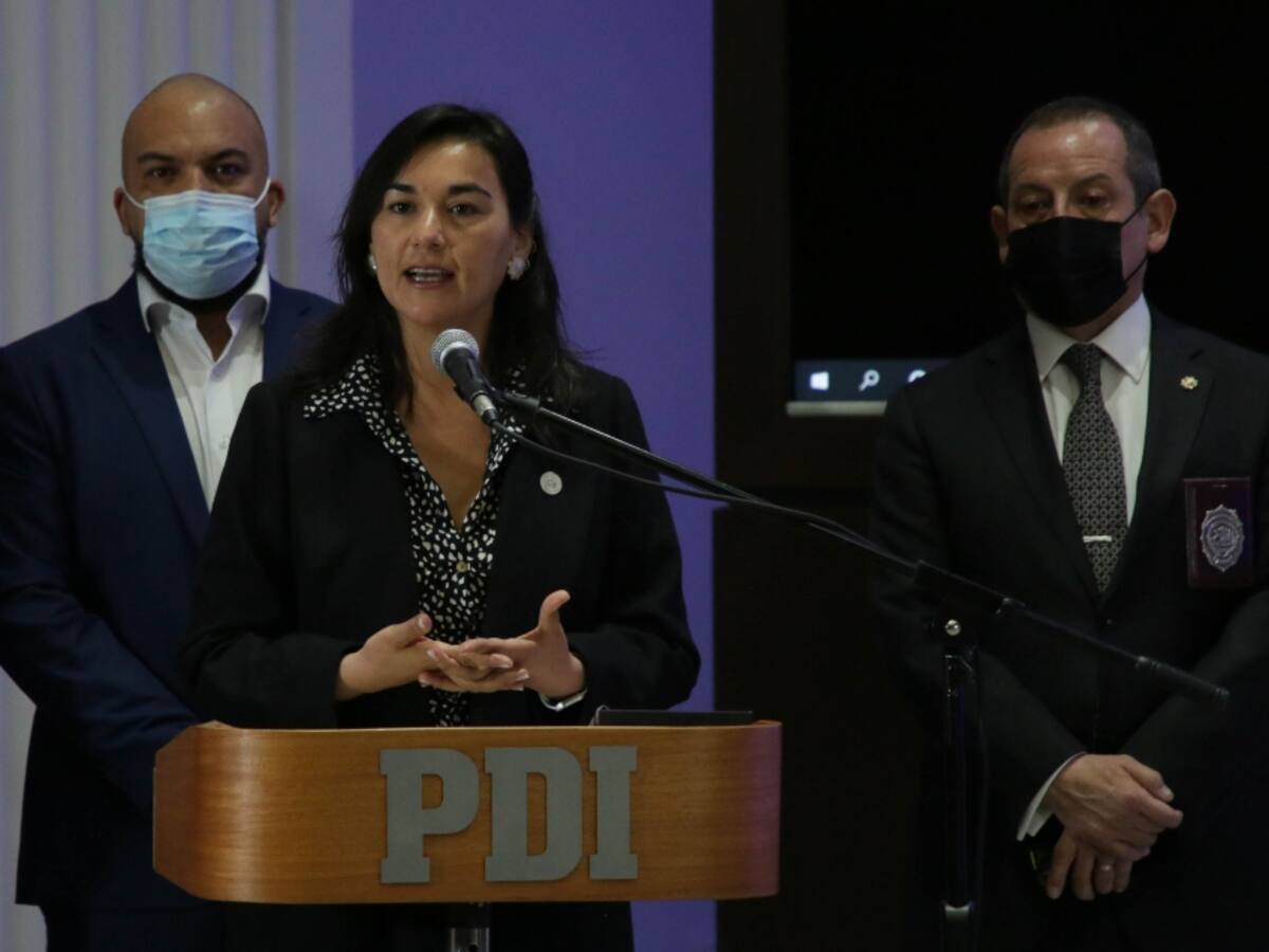 Ministra Izkia Siches y policías: «Existe una excesiva autonomía que debe ser trabajada»