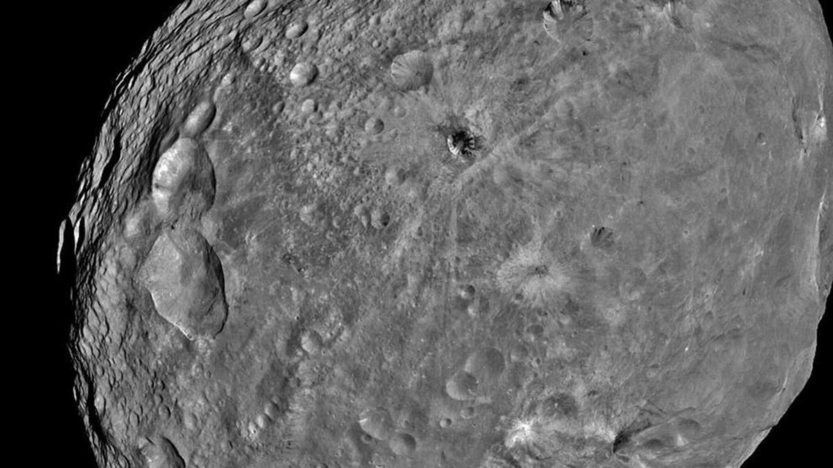 Asteroide Bennu fotografiado por la NASA