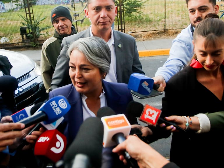 Jara se refiere a reunión entre Frei y Kast: “Siento dolores por la injusticia de Chile, no por sus palabras”