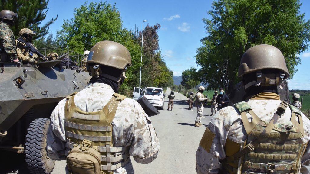 15 DE OCTUBRE DE 2021 / ERCILLA Despliegue de militares, policial en la zona de Ercilla Collipulli Pidima , Pailahueque y ruta 5 sur por estado de excepción.
FOTO: HECTOR ANDRADE/ AGENCIAUNO