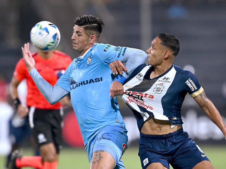“Es muy ajustada”: la revisión VAR por el gol anulado a Deportes Iquique en Copa Libertadores