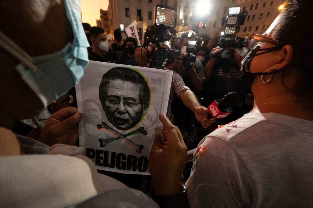 Manifestación en rechazo al indulto al exdictador peruano Alberto Fujimori