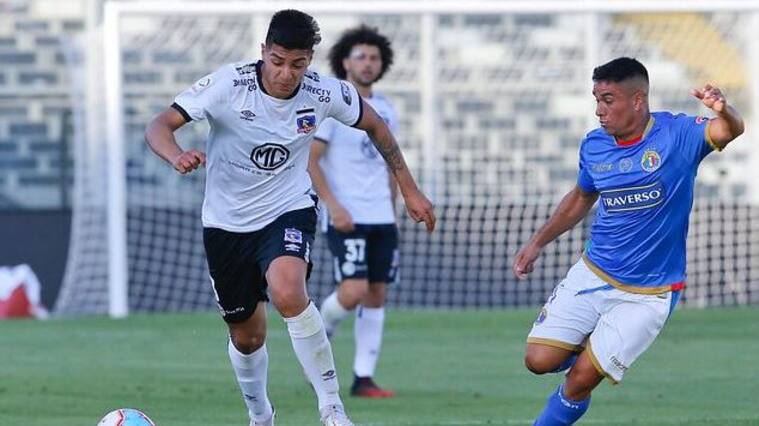 Williams Alarcón se va a préstamo a Unión La Calera