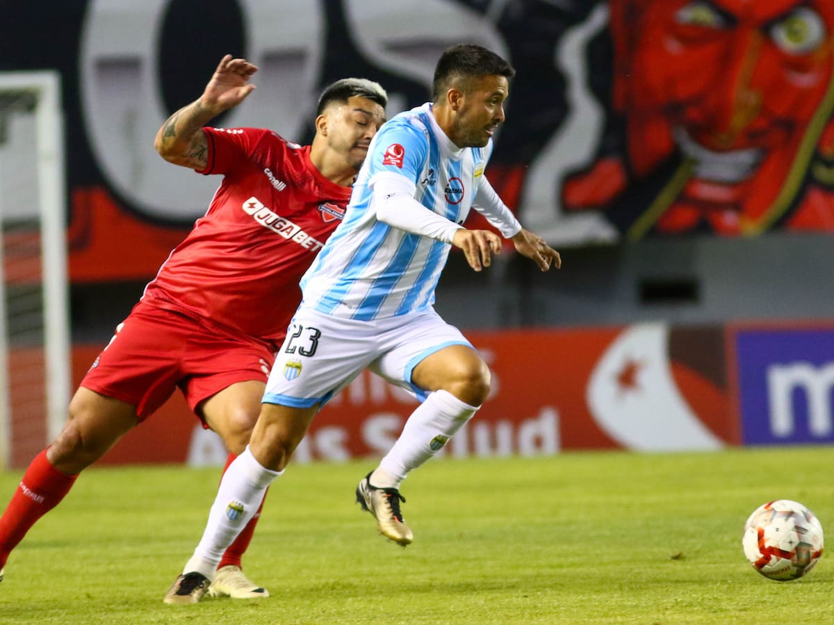 Programación fútbol chileno: ¿Qué partidos se juegan hoy, 17 de noviembre, y quién transmite?