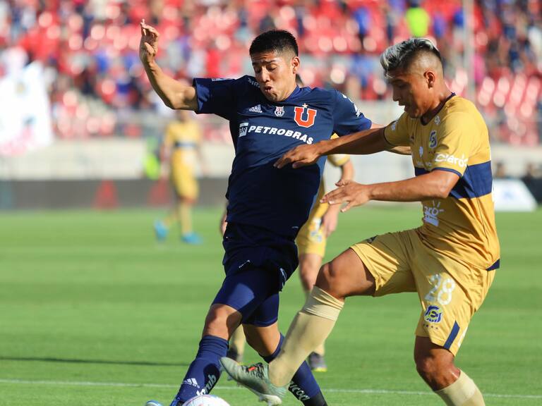 ANFP reveló diálogo del VAR tras polémica jugada entre Everton y la U