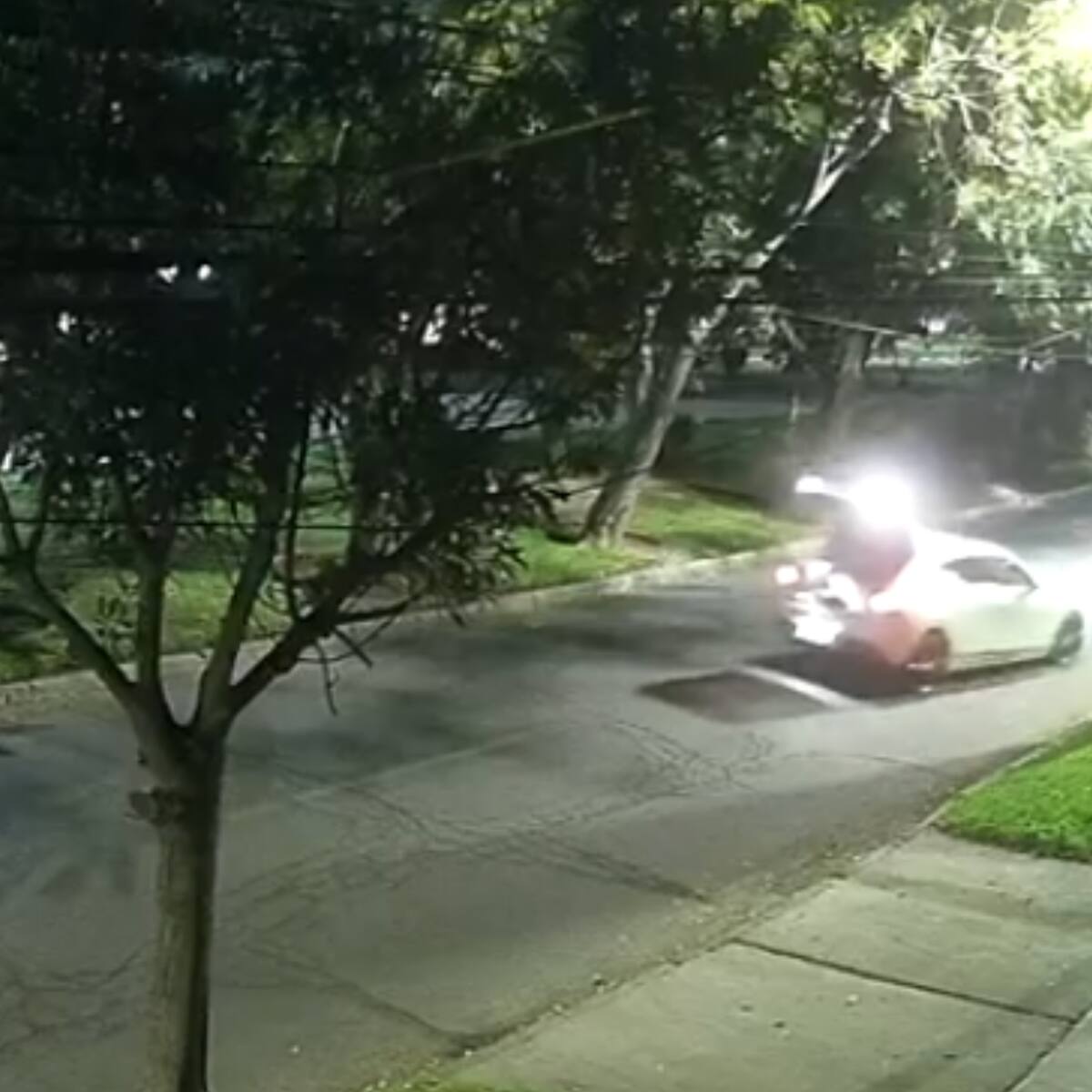 Sacaba sus pertenencias del maletero: pasajero muere atropellado por conductor que intentó evitar encerrona en Maipú