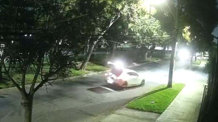 Sacaba sus pertenencias del maletero: pasajero muere atropellado por conductor que intentó evitar encerrona en Maipú