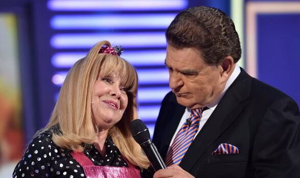 Gloria Benavides - Don Francisco - Sábado Gigante - Te paso a buscar