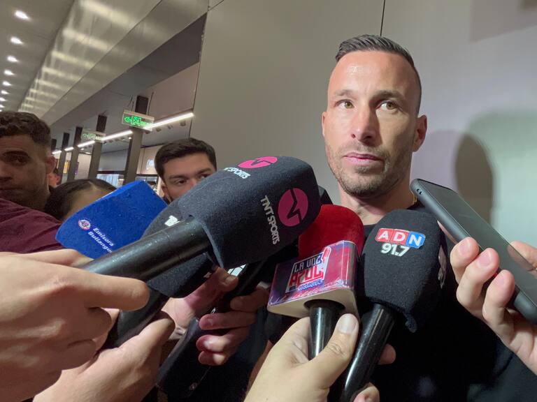 Luciano Pons en su arribo a Chile para firmar por la U: “Ojalá sea un buen año para todos”