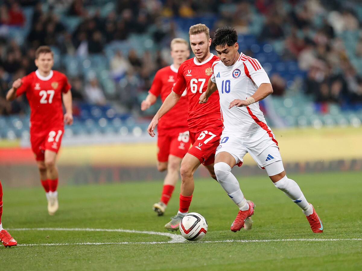 La Roja vuelve a sonreír: Chile supera a Rusia y celebra en su penúltimo partido del 2025