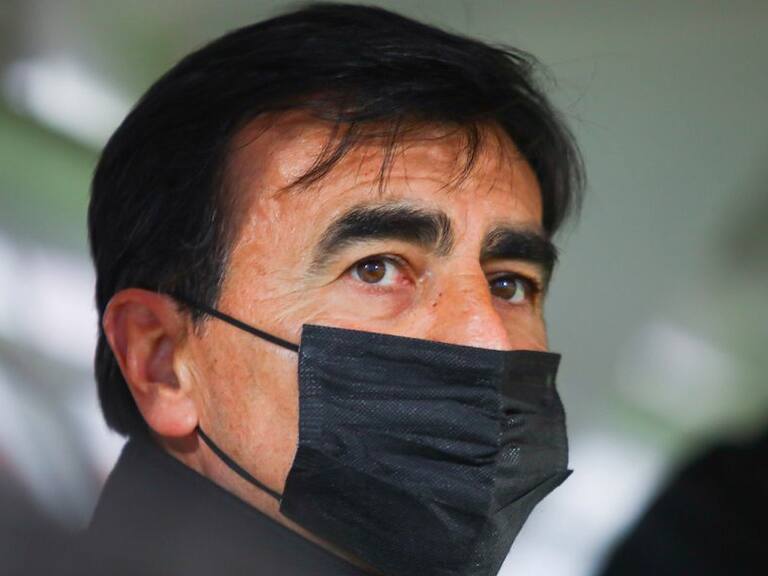 Gustavo Quinteros nunca ha derrotado a Ñublense como DT de Colo Colo