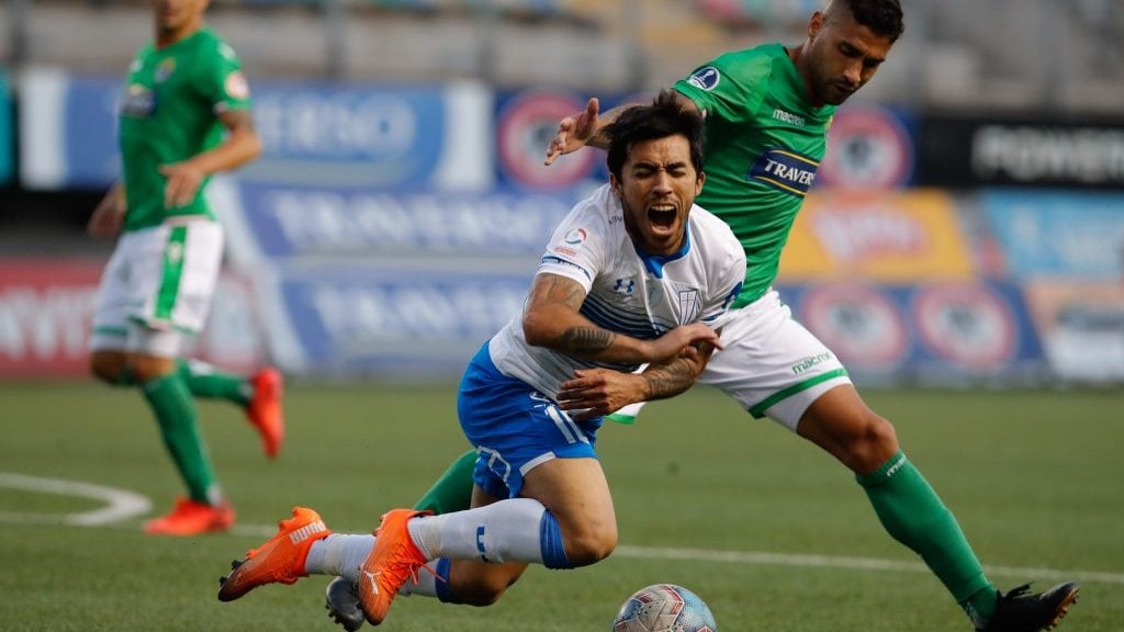27 de Diciembre del 2020/SANTIAGOEdson Puch(c) ,durante el partido valido por la Vigésimo Sexta fecha del Campeonato Nacional AFP PlanVital 2020, entre Audax Italiano vs Universidad Católica, disputado en el Estadio Municipal de la Florida.
FOTO:FRANCISCO LONGA/AGENCIAUNO