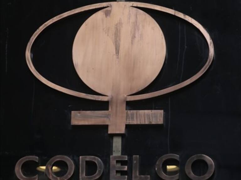Codelcó confirmó que analiza posible cierre de fundición Ventanas