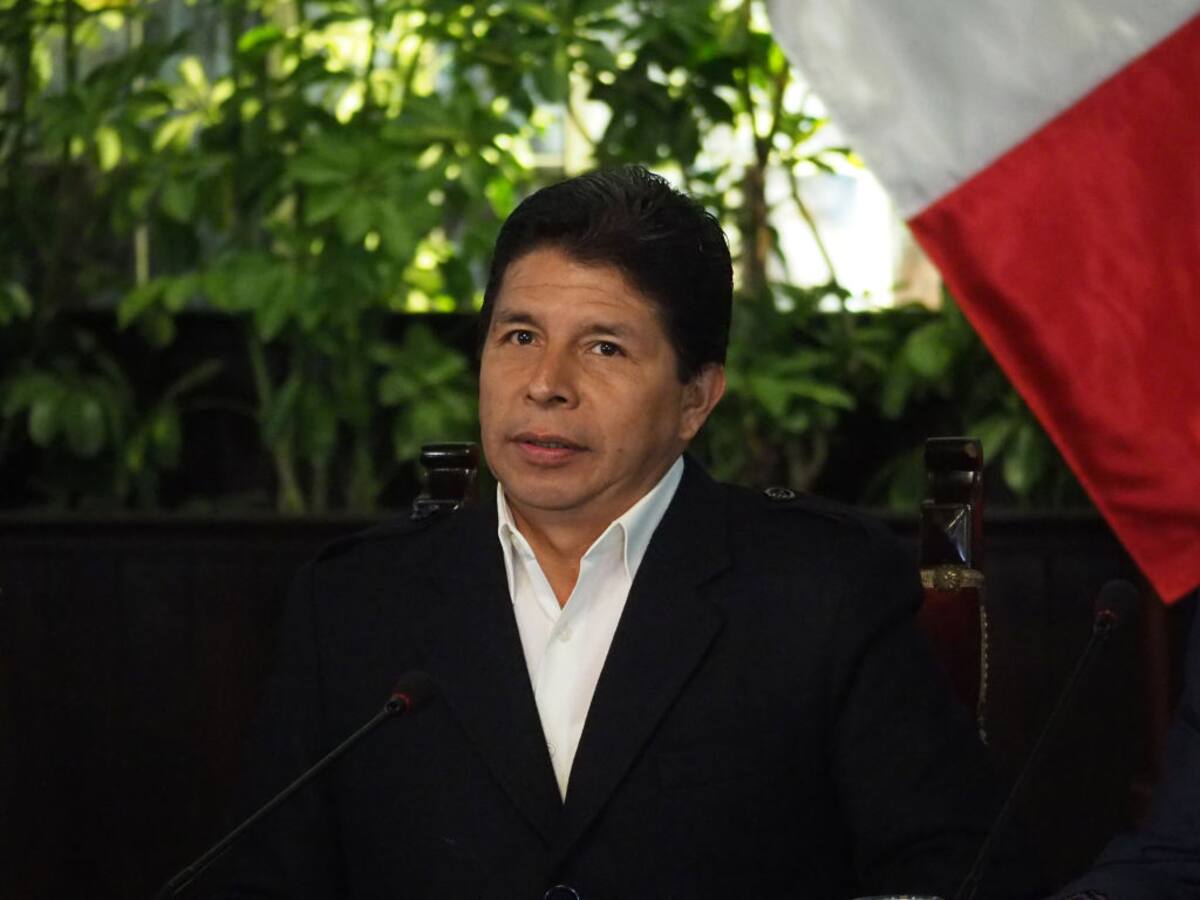 Presidente de Perú cambia el gabinete tras renuncia del primer ministro