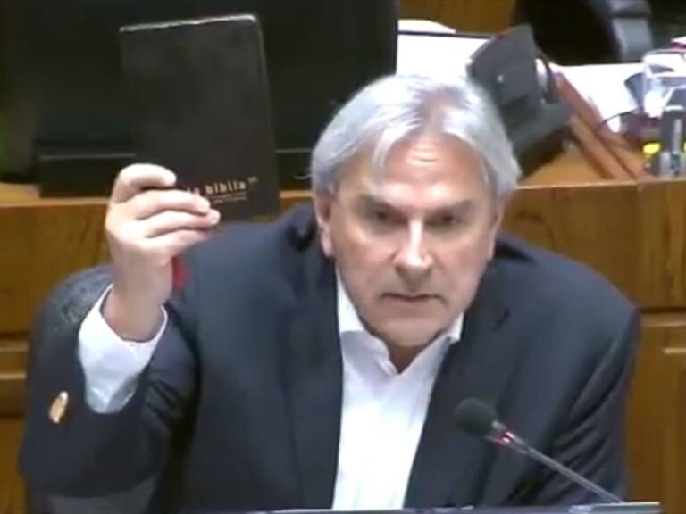 La comentada intervención del senador Iván Moreira en discusión por matrimonio igualitario