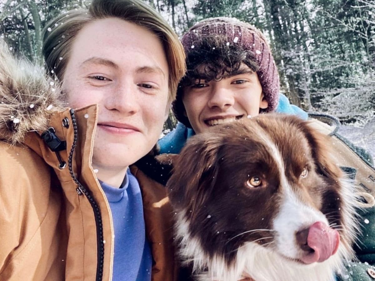 Triste pérdida impacta a éxito de Netflix a semanas de su final: muere Echo, el querido perro de Heartstopper