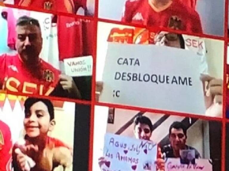 «Cata desbloquéame»: La insólita petición de un hincha durante el partido entre Huachipato y Unión Española