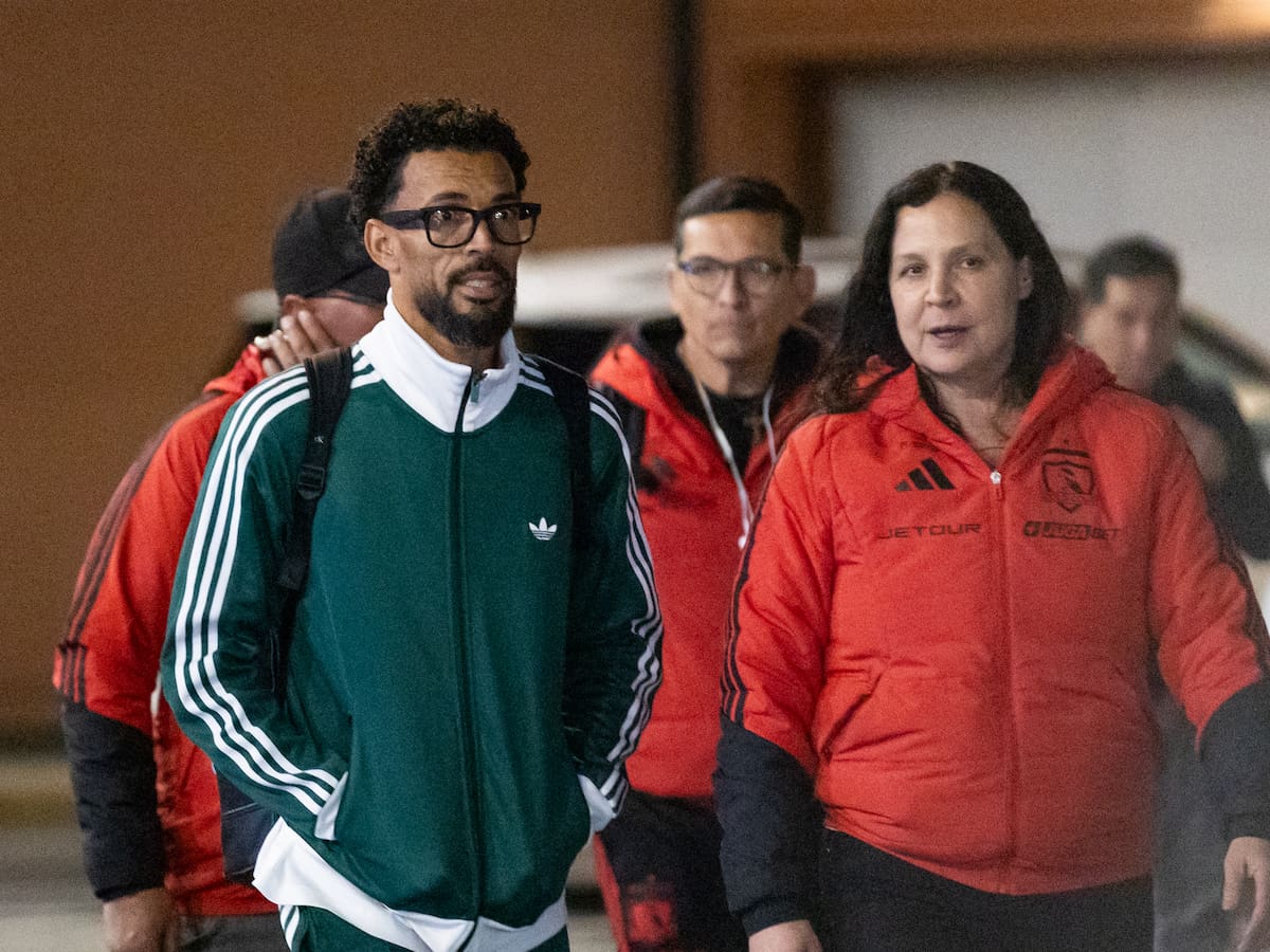 El detalle que pocos notaron en la llegada de Vozinha a Chile: sorprendió a los hinchas de Colo Colo