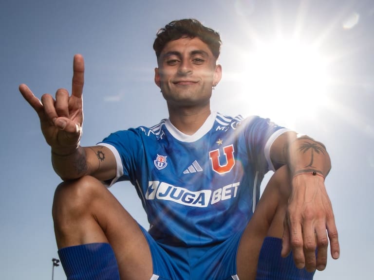 Javier Altamirano, volante de la Universidad de Chile | X: Universidad de Chile