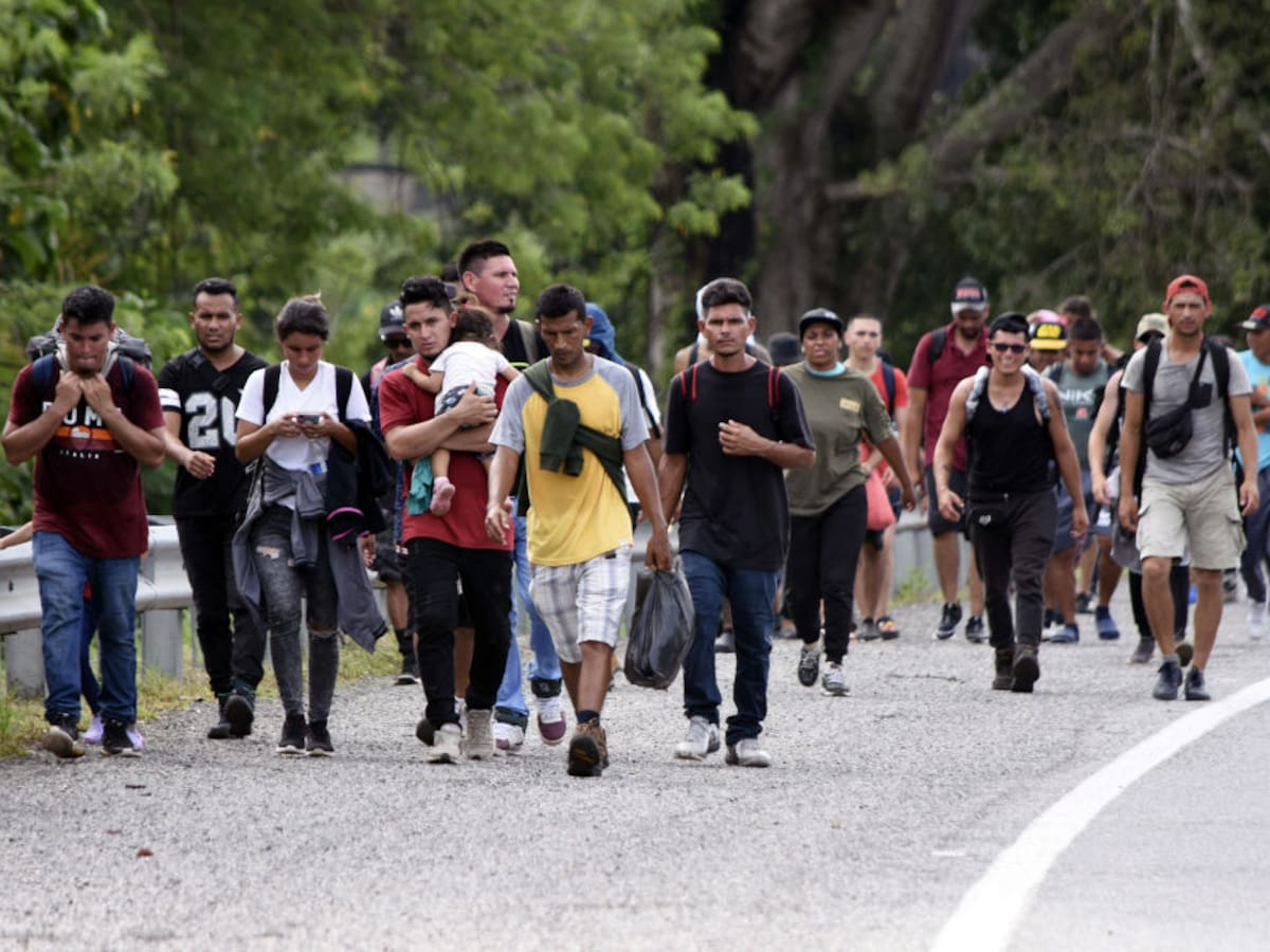 Este es el porcentaje de chilenos que “nunca o casi nunca” ha tenido malas experiencias con migrantes, según nueva encuesta