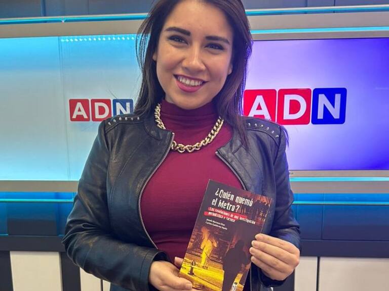 "¿Quién quemó el metro?": Investigación periodística y forense devela cómo fallaron sistemas de inteligencia en el estallido social