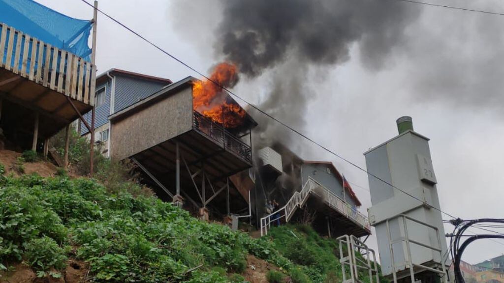 Incendio, valparaíso, cerro litre, 1024x576 jpg ok