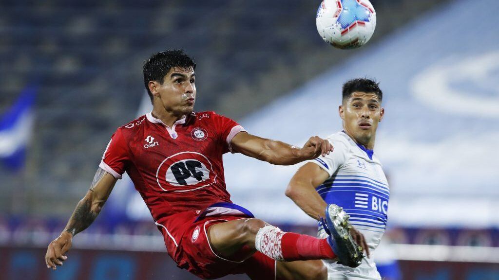 10 de Febrero del 2021/SANTIAGO, durante el partido valido por la fecha 33 del Campeonato Nacional AFP PlanVital 2020, entre Universidad Católica vs Union La Calera, disputado en el Estadio San Carlos de Apoquindo.
FOTO: FRANCISCO LONGA/AGENCIAUNO