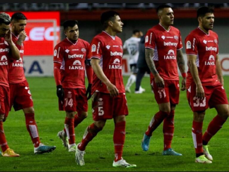 Ñublense rozó la hazaña ante la Liga en Quito y solo se quedó fuera en dramáticos lanzamientos penales