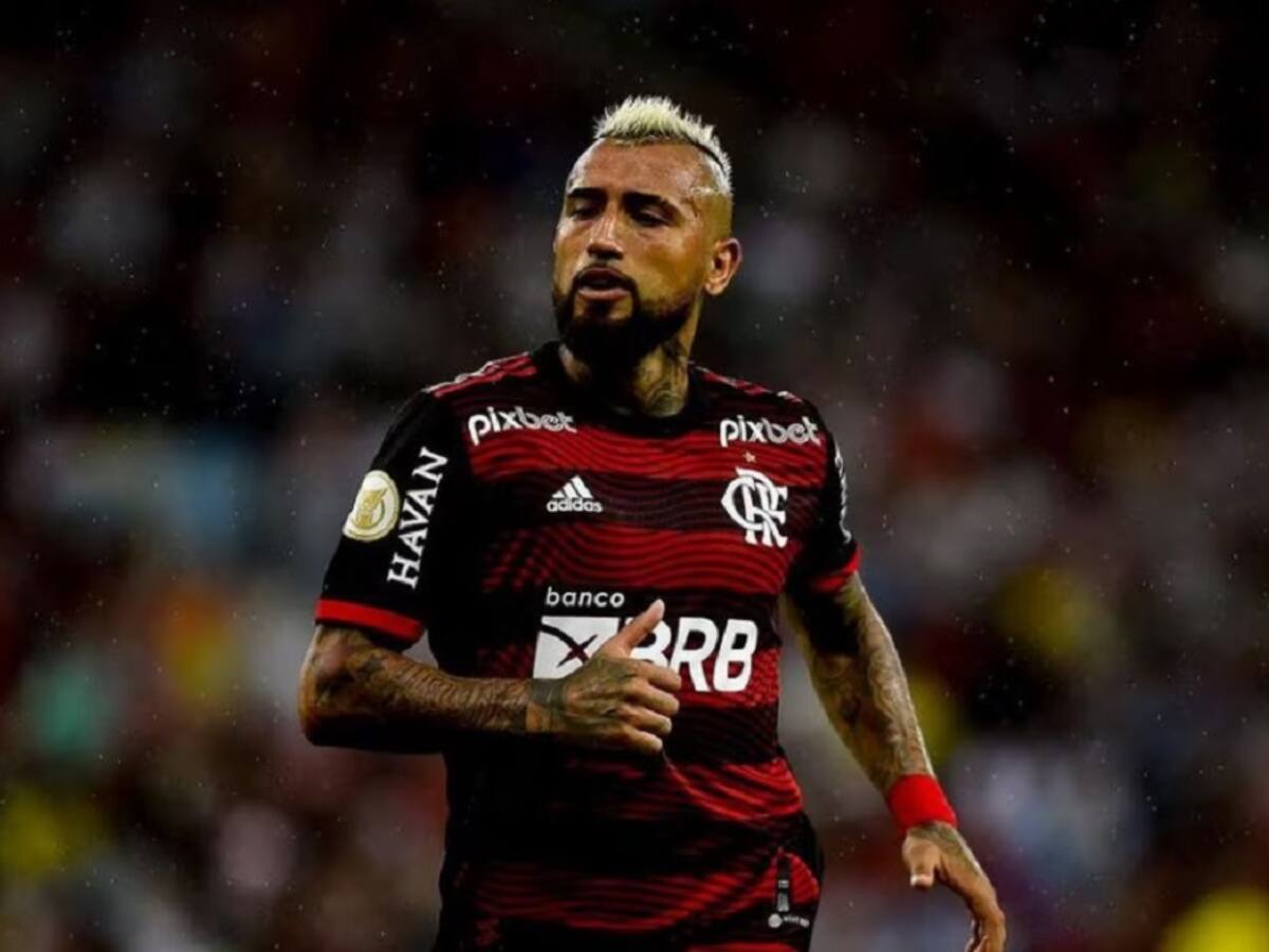 Con Vidal en cancha, Flamengo sufre dura derrota ante Aucas en Ecuador durante su estreno en la Copa Libertadores 2023