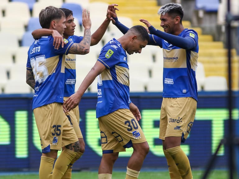 Everton corta su mala racha en el torneo y le da un duro golpe a la Universidad de Concepción