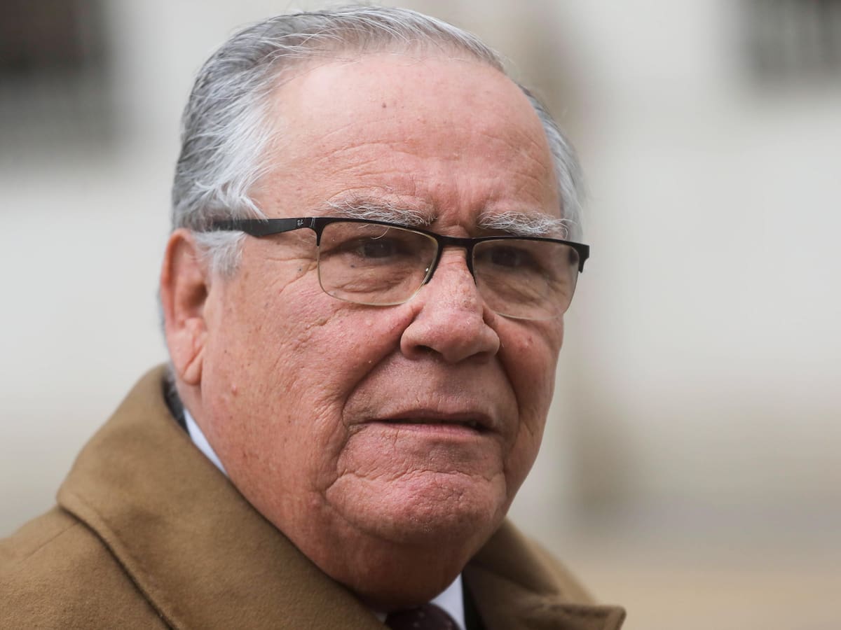 Ministro Campos acusa que EE.UU. incumple el TLC tras nuevo arancel a productos chilenos: “Una de las partes no lo está cumpliendo”