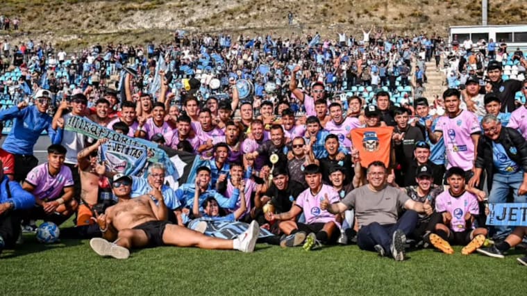 Foto: @quinterounidofc en Instagram