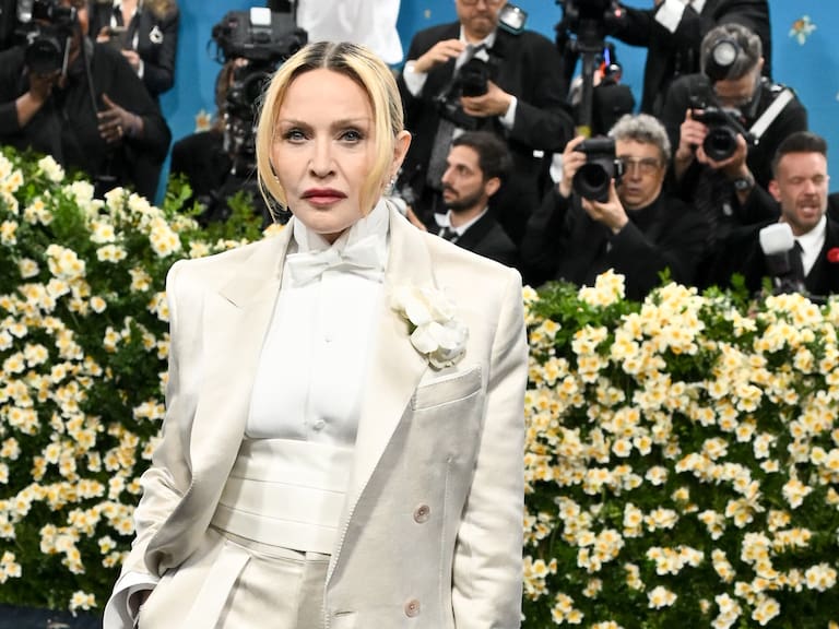 La curiosa petición de un club de fútbol a Madonna y que causó furor en redes: “Necesitamos tu ayuda...”