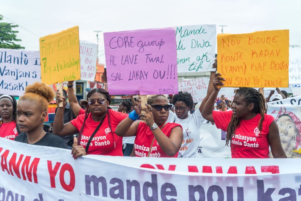 Marcha feminista en Puerto Príncipe