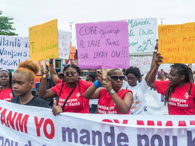 Marcha feminista en Puerto Príncipe