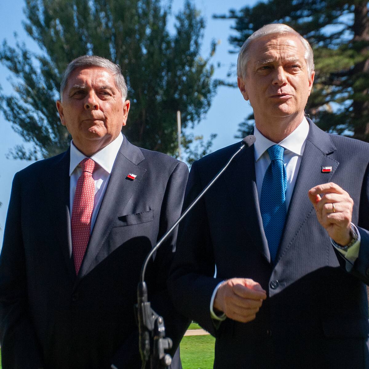 Gobierno convoca cónclave oficialista en Cerro Castillo para ordenar apoyos en el Senado por ley de Reconstrucción