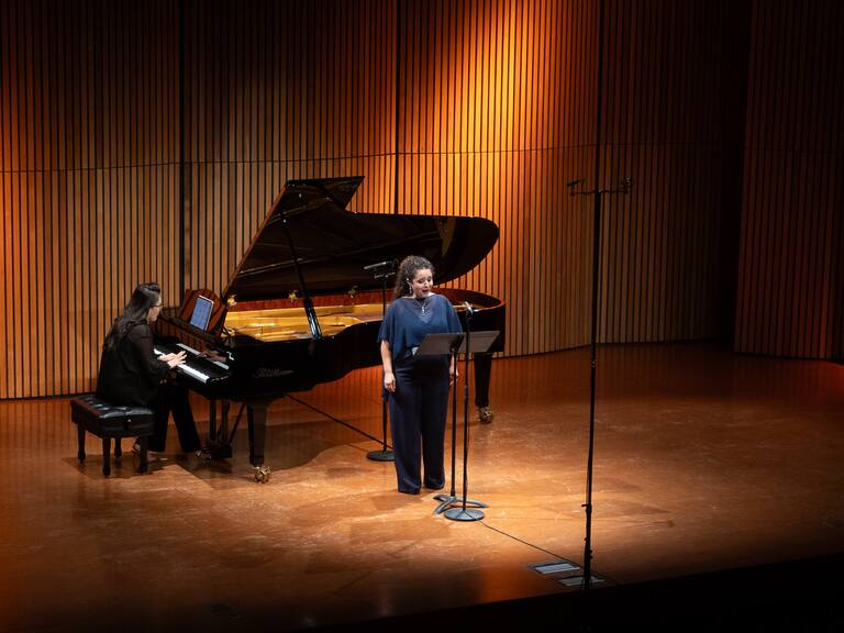 Claudia Pereira y Eun Seong Hong