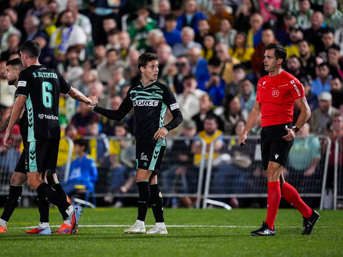 Gran noticia para Manuel Pellegrini: fichaje estrella del Real Betis tuvo su renacer en Copa del Rey