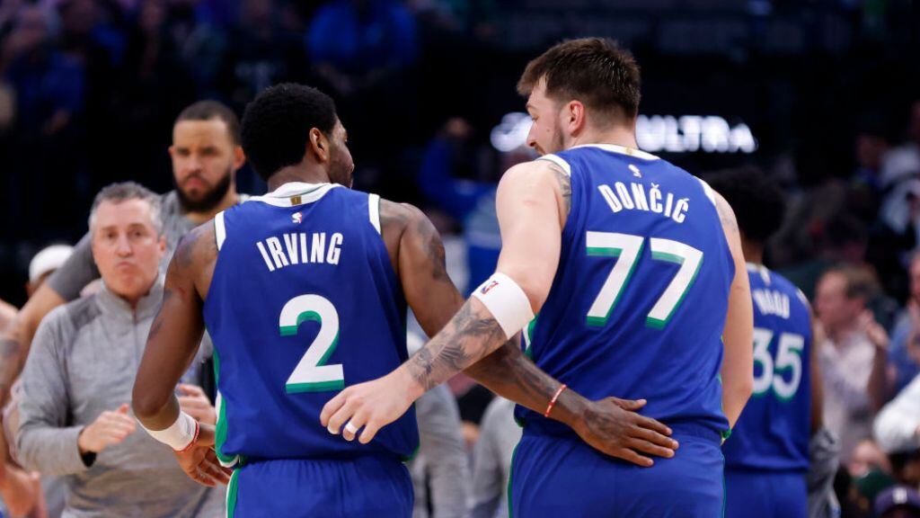 Kyrie Irving y Luka Doncic - NBA - Dallas Mavericks