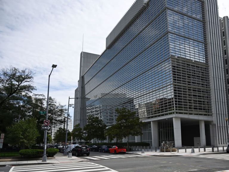 Por más de un punto porcentual: Banco Mundial corrigió al alza proyección de crecimiento de Chile