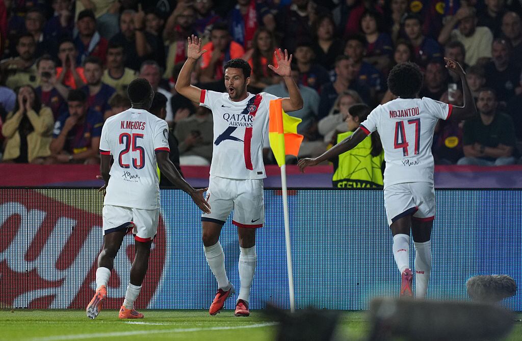PSG sorprendió y venció al FC Barcelona en España